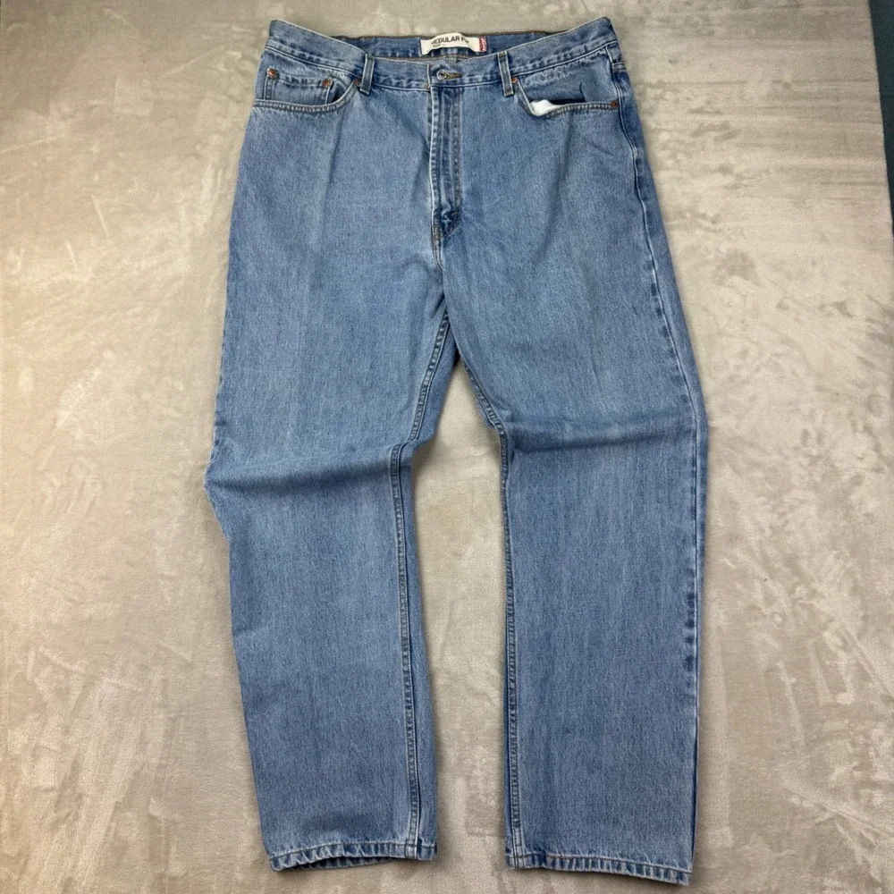 Levis shipping fast